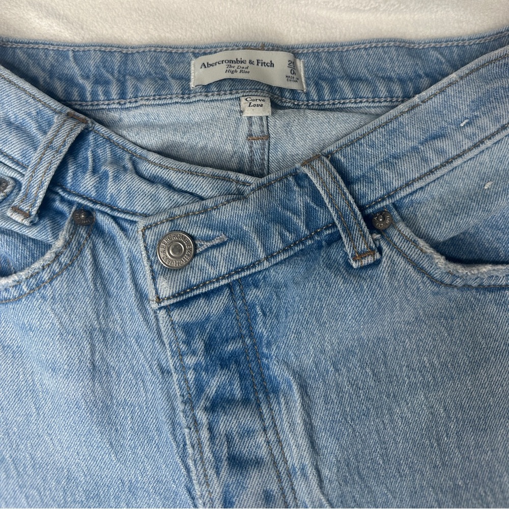 Abercrombie & Fitch The Dad High Rise Criss Cross Waistband •Curve Love• - Picture 5 of 11